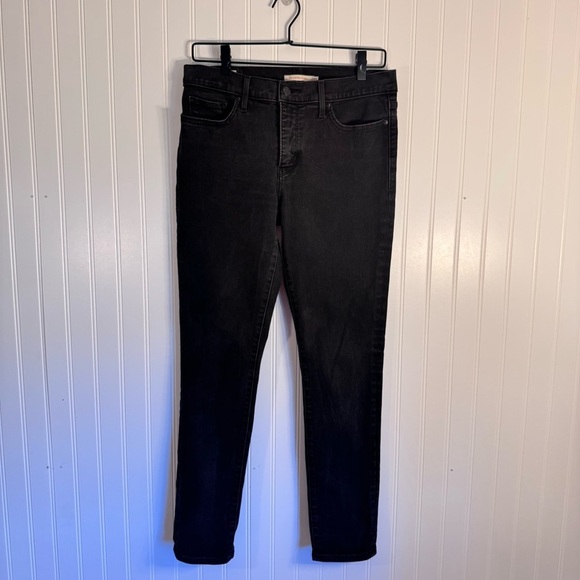 Levi’s Premium 311 Shaping Skinny Black Mid-Rise Womens Jeans Size 29 28” Inseam - Picture 3 of 13
